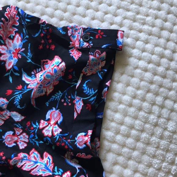 CROFT & BARROW floral pattern button up shirt with breast pockets Size Large NEW - Picture 4 of 9